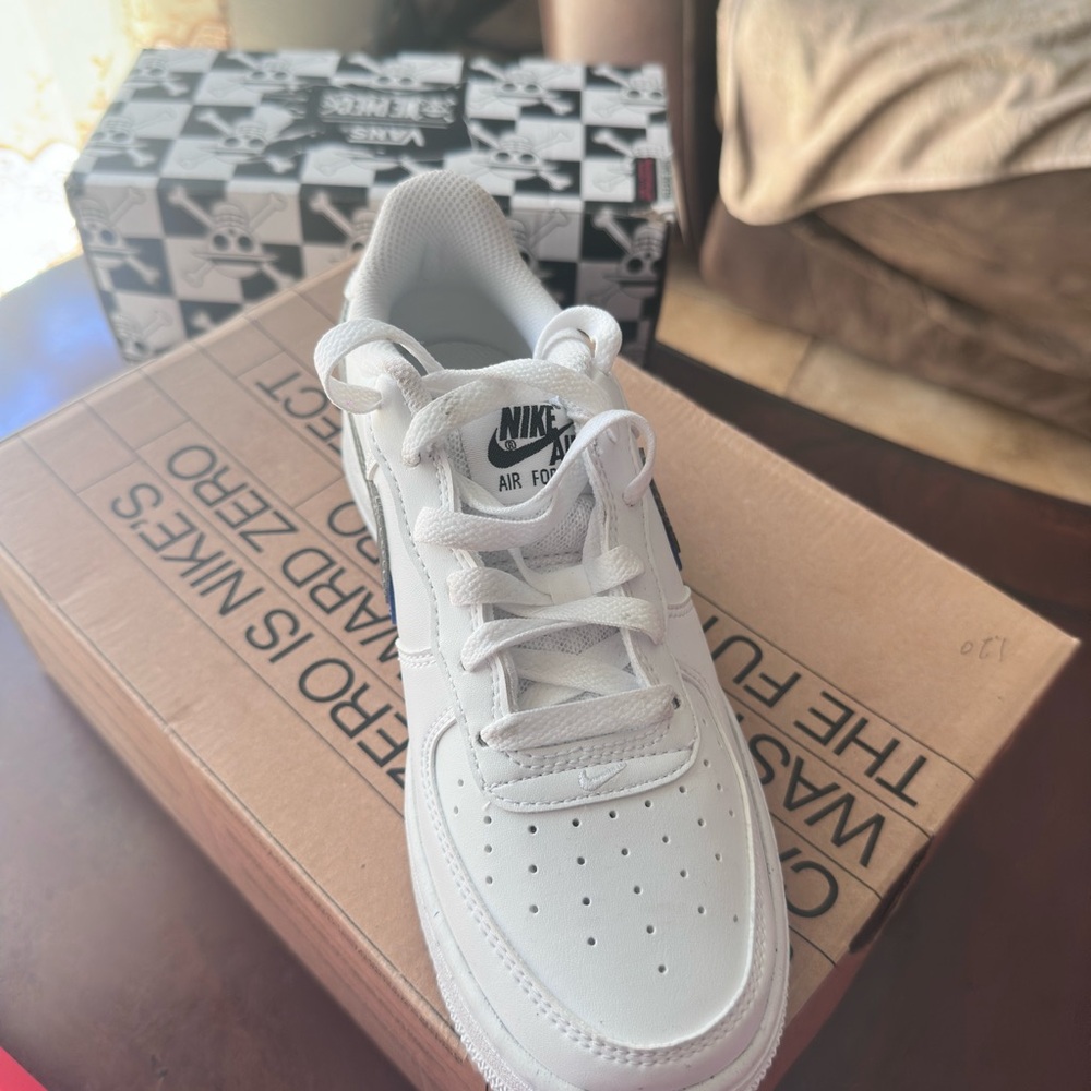Nike White and Silver Sneakers - Picture 2 of 3